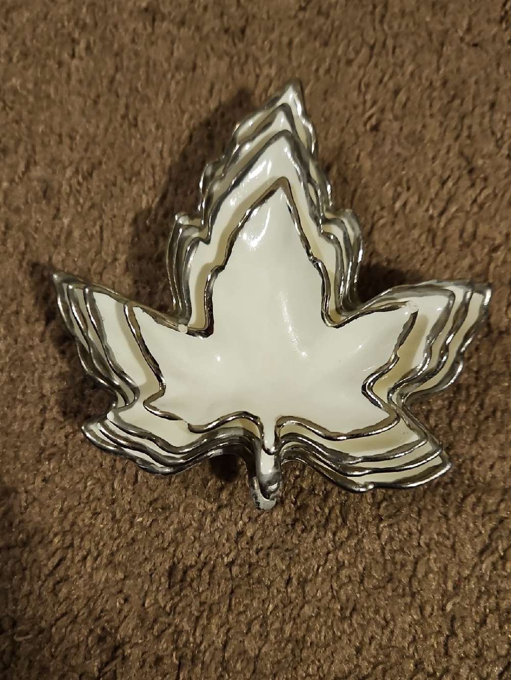 Vintage Maple Leaf Nesting Trinket Dishes